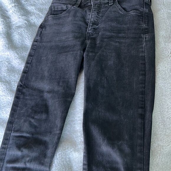 High-Rise Jeggings  - Picture 3 of 6